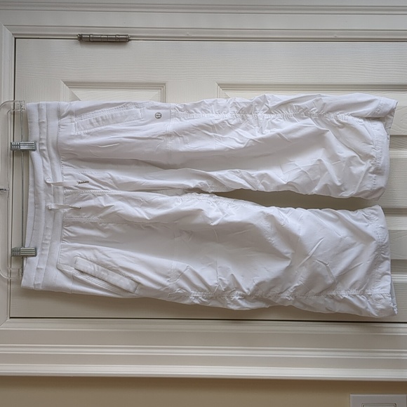 Lululemon Dance Studio 17" - Picture 1 of 4